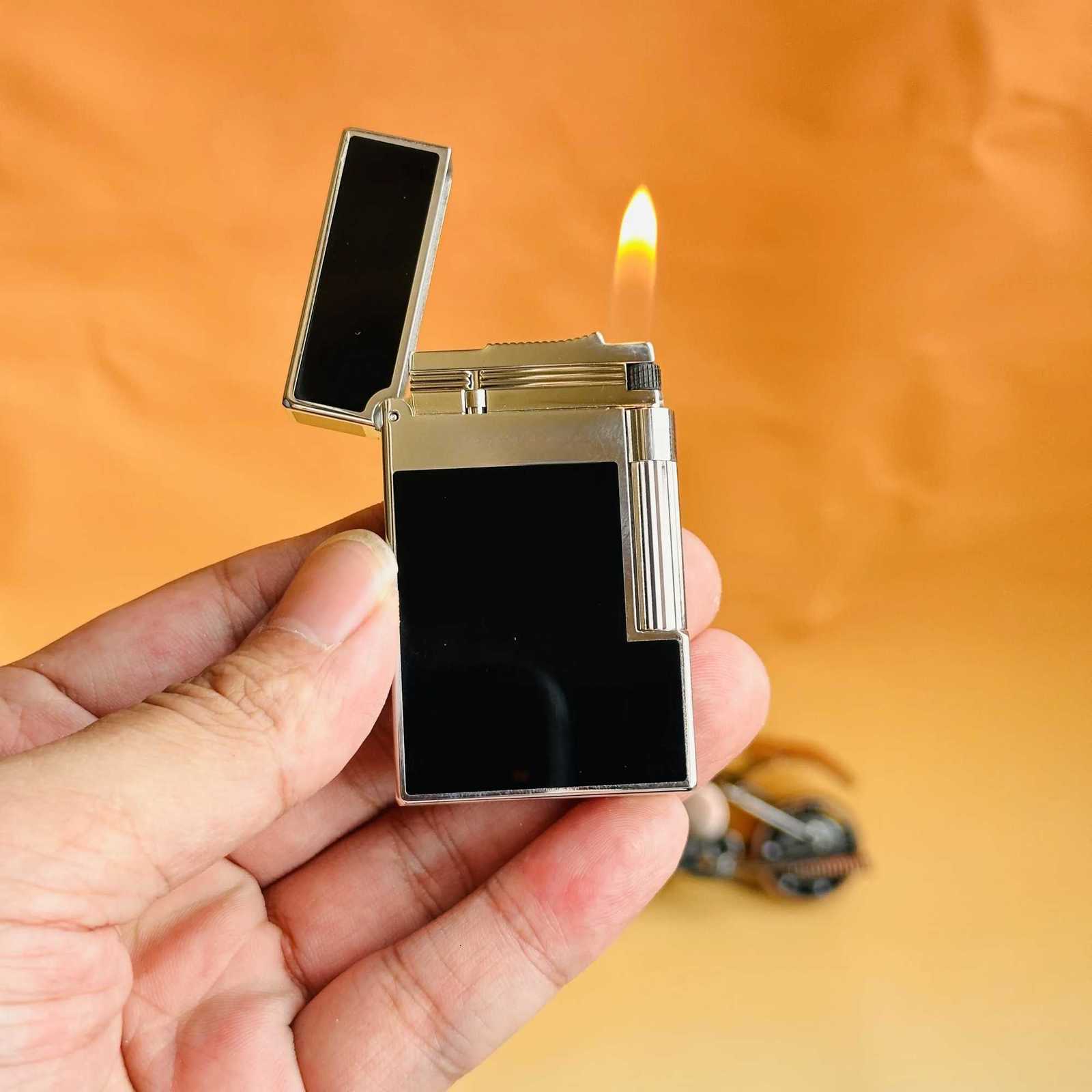 Luxury brand lighter made of pure copper resin paint style crisp sound quty series comes with a set of consumable W251009