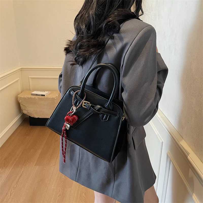 LEFTSIDE Short Handle PU Leather Crossbody Bags for Wen 2025 Luxury Trend Y2K Ladies Shoder Bag Fems Red Tote Handbags D251009