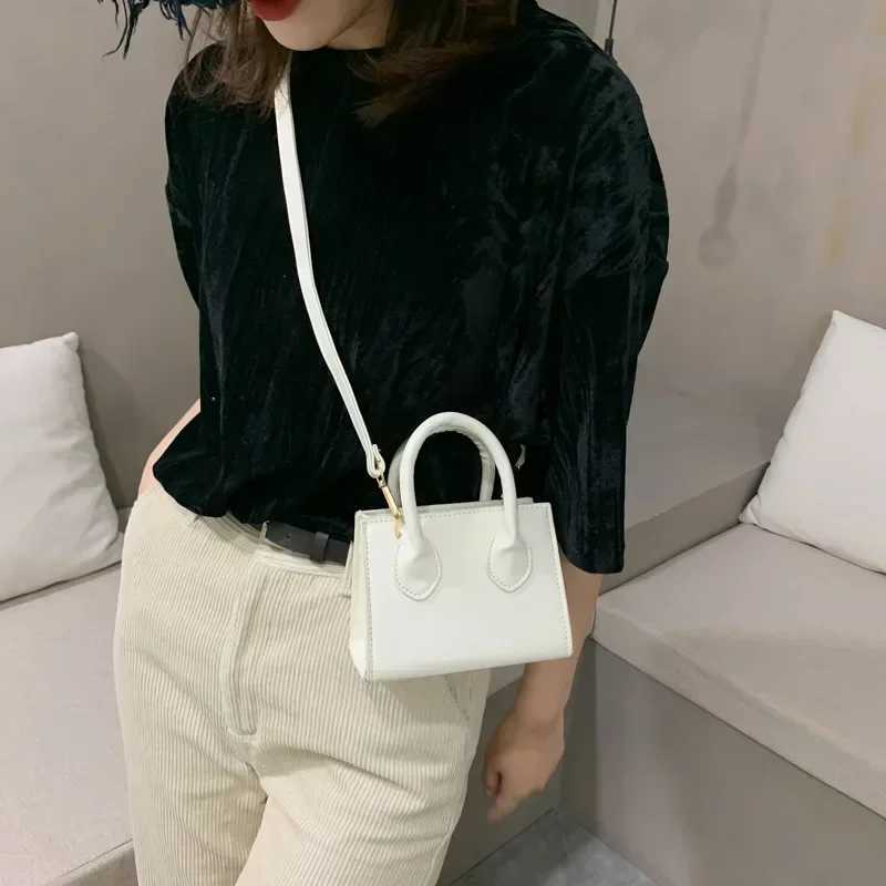 PU Solid Color Small Square Bag New Wens Min Exquisite Elegant Messenger Bag Simple AllMahed Small Zero Wallet D251009