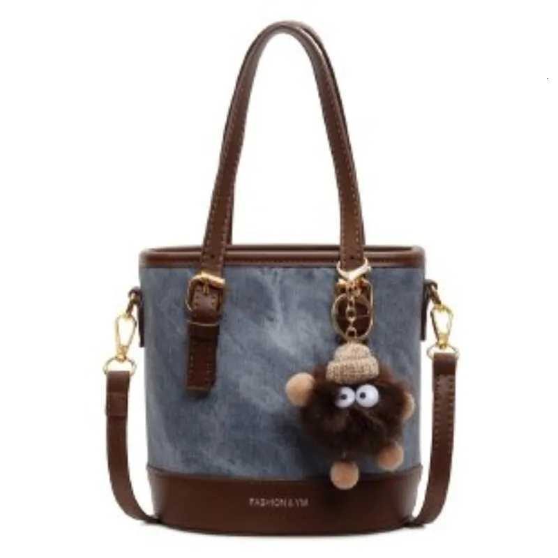 Fem Travel Cpani Bag Dependable And Fiable Shoder Crossbody Bag For Creating La Memories D251009