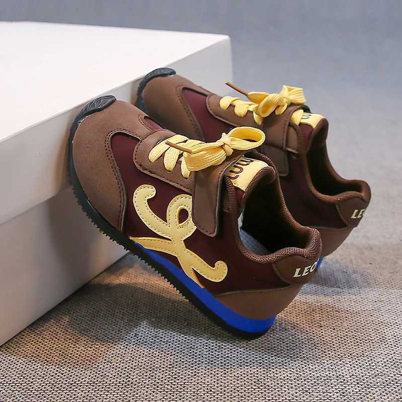 Designer Unisex Kids Jogging Gear from Premium Marketers: Stylish Breathable Athletic Wear