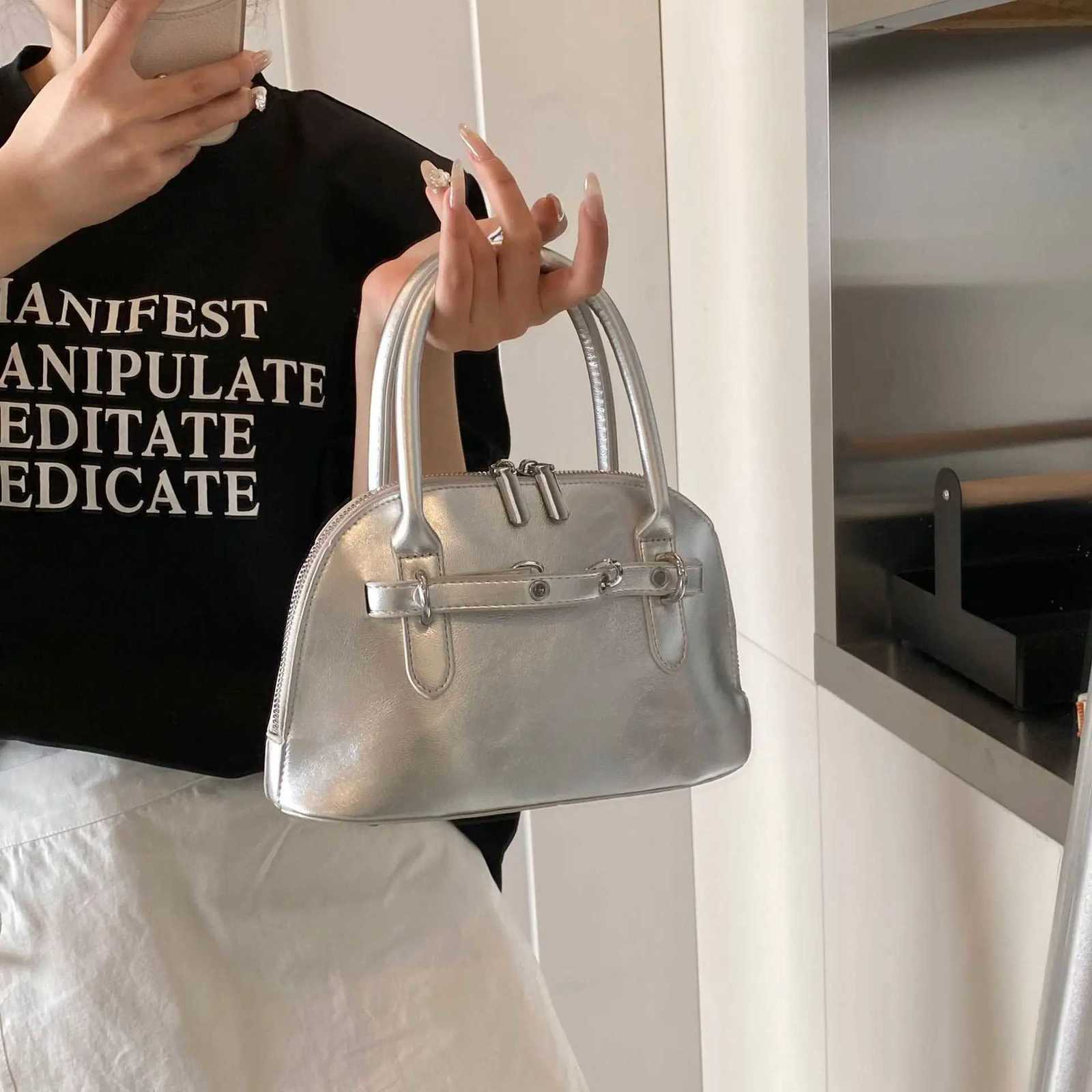 2025 Top Handle Shell Bag Vegan Leather Wens Minimalist Crossbody Purse Work to Weekend Casual Shoder Bag D251009