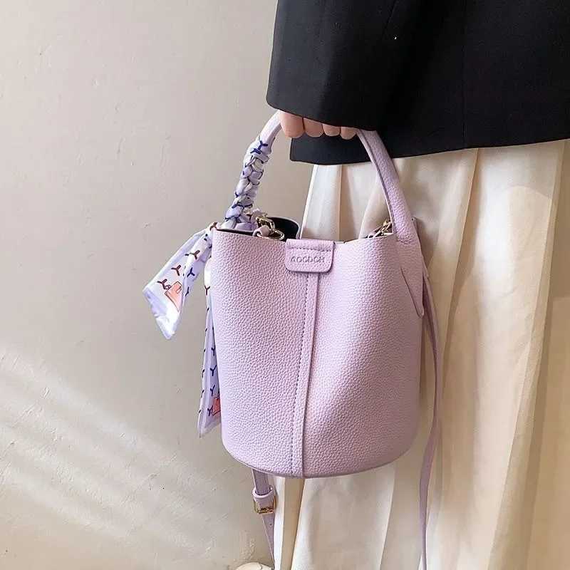 2024 New Versatile Handbag Wen Texture 1 Bag Summer Simple Korean Versi Tie Ribbs eshoder Package Crossbody Bags D251009