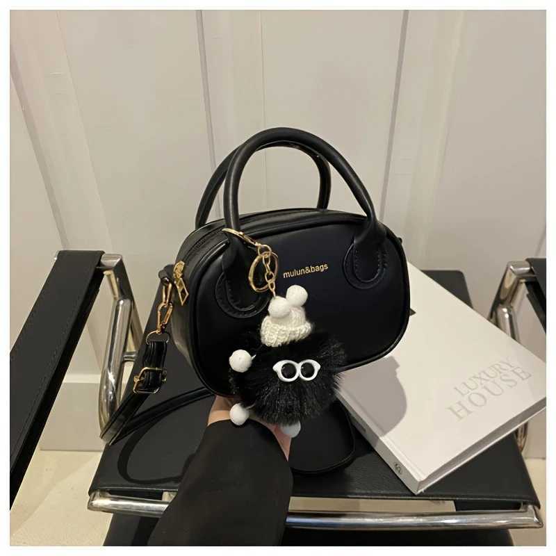 Lady Cvertible Crossbody Bag Fur Accents Detachable Shoder Strap Zip Closure Suitable for Both Casual Single Shoder Bag D251009