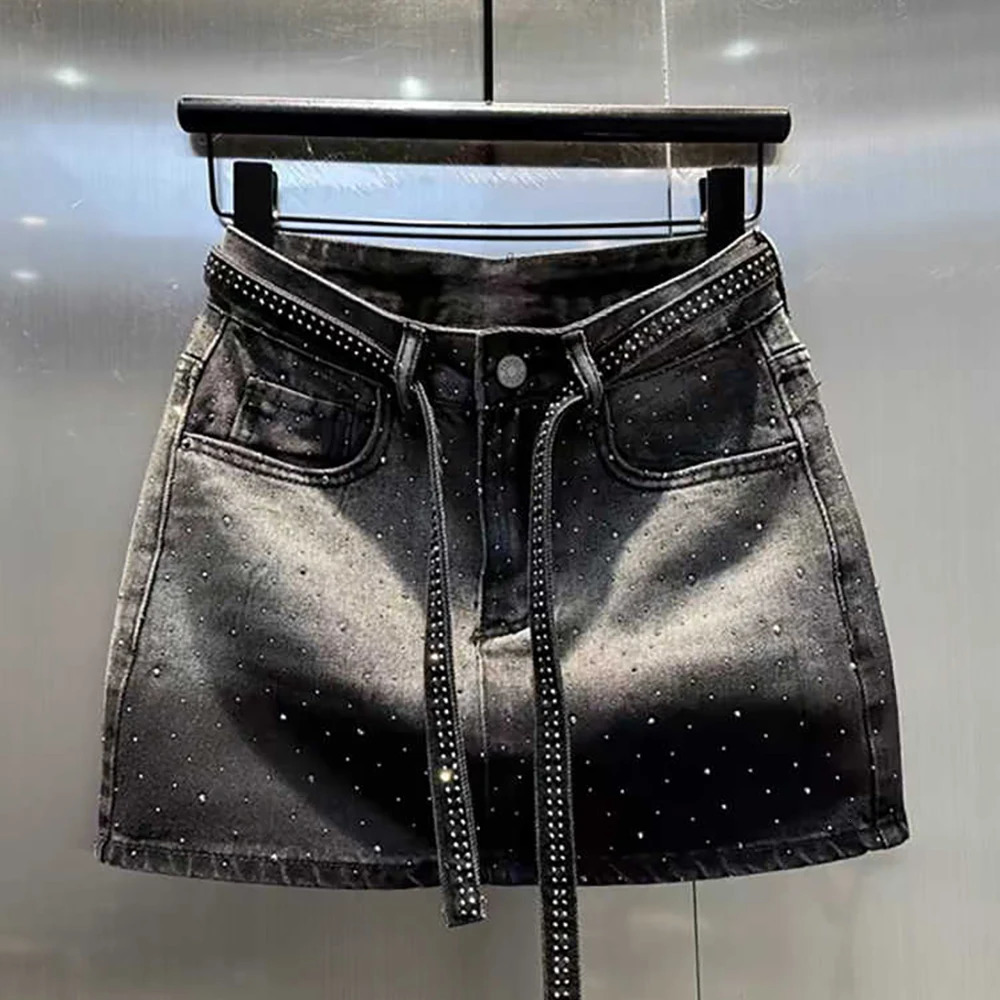 Oversize Retro Diamond Denim Mini Skirt for Women Summer High Waist Shiny Rivet Slim Skirts Gradient Black Grey Jean y250922