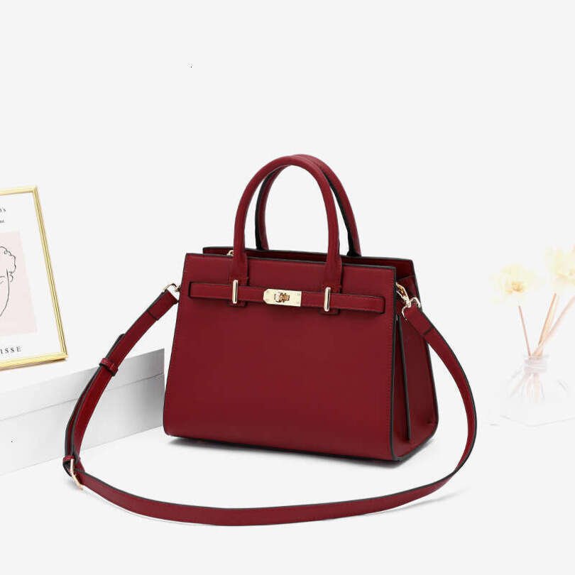 High-end fashion designer bag Luxury Hong Kong Red Bride New Trendy Women s Handbag Wedding High end Mom Bag Handbags tote purse Fashionable and versa