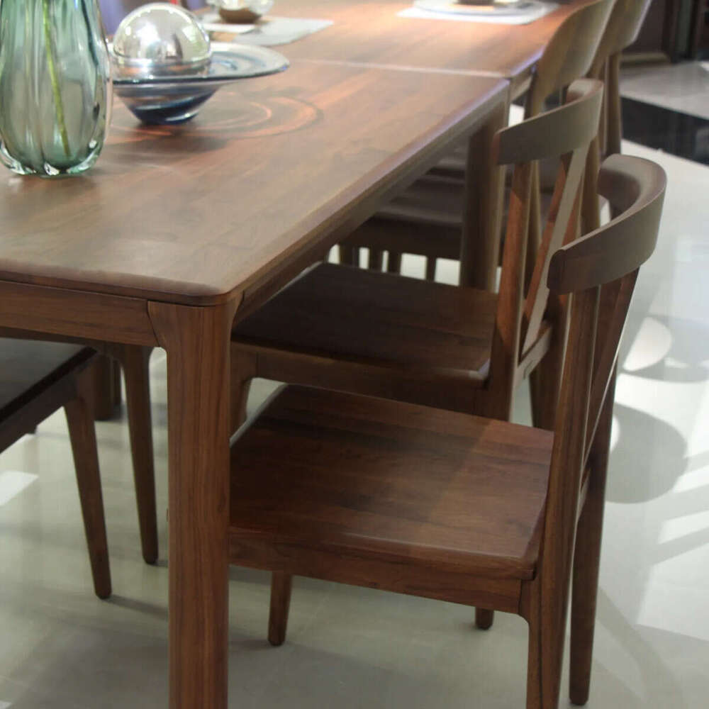 Zhong zhixin Chinese dining table/High-end solid woodfurniture/pure natureguarantees quality of life.