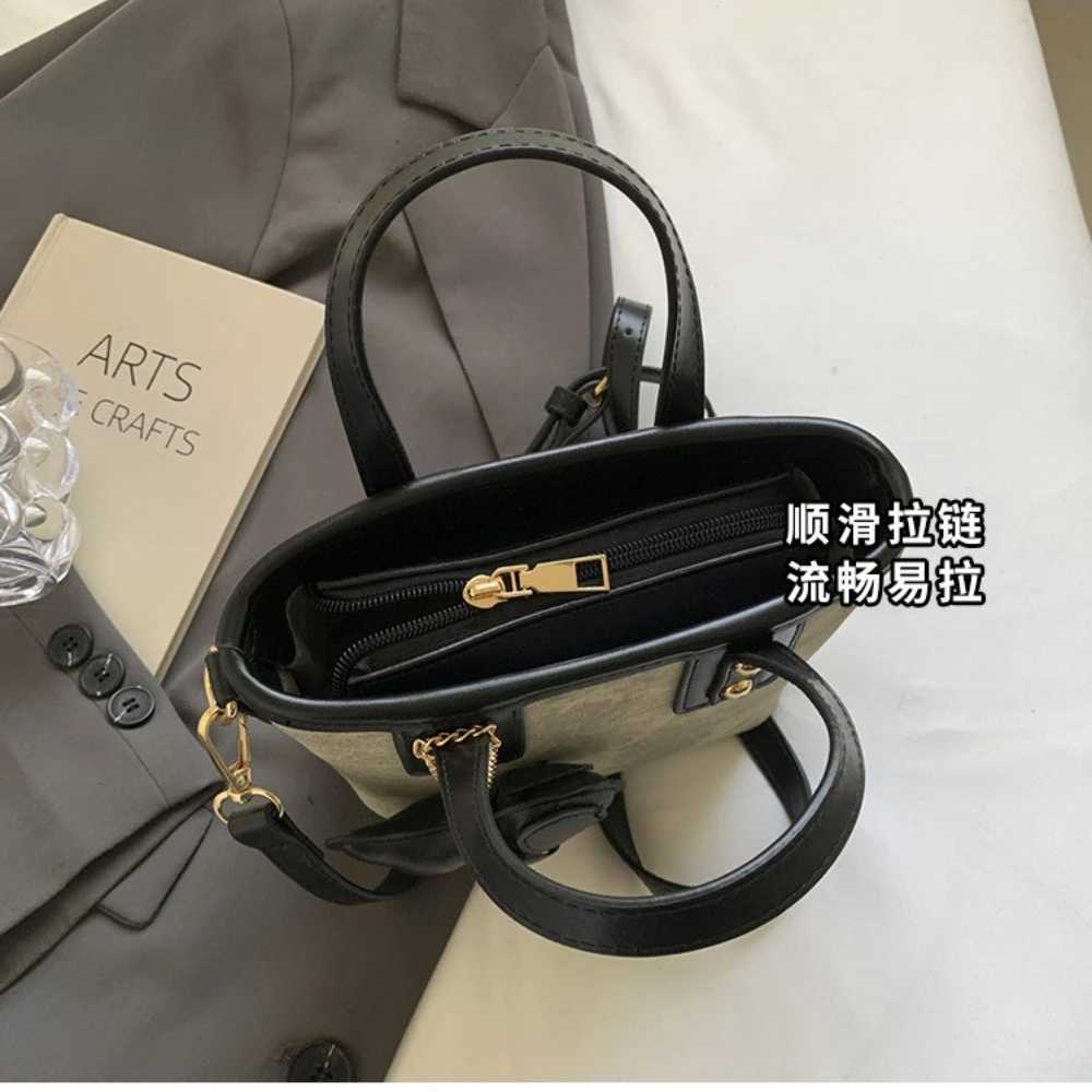 New fi 1 bag niche single shoder crossbody senior sense handbag change documents storage bag send pendant D251009