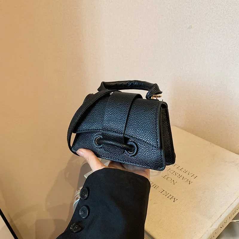 Elegant Pure Color Simple Handbag Wens Shoder Crossbody Bag Fiable Korean Style Early Autumn New Arrival D251009