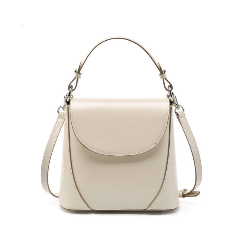 Luxury bag Niche Design Genuine Leather Crossbody for Women New Simple Cylinder High end Shoulder Cowhide Baguette Bag