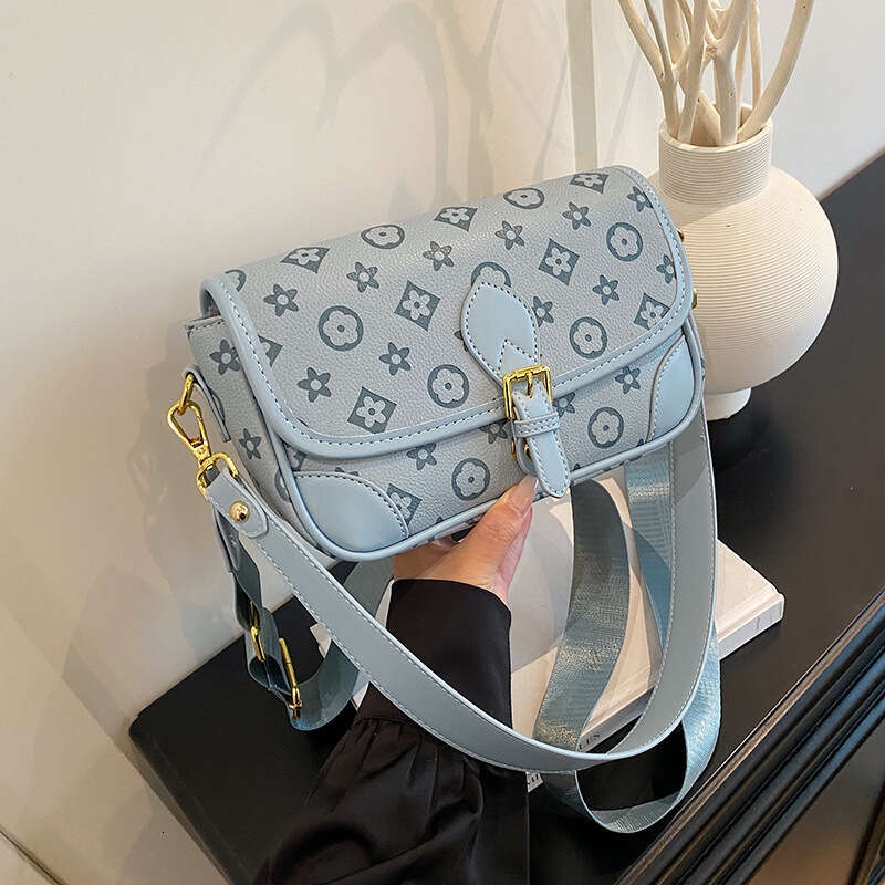 Women's 2025 Autumn New Printed Textured Fashion Single Shoulder Small Square Trendy Wide Strap Crossbody Bag