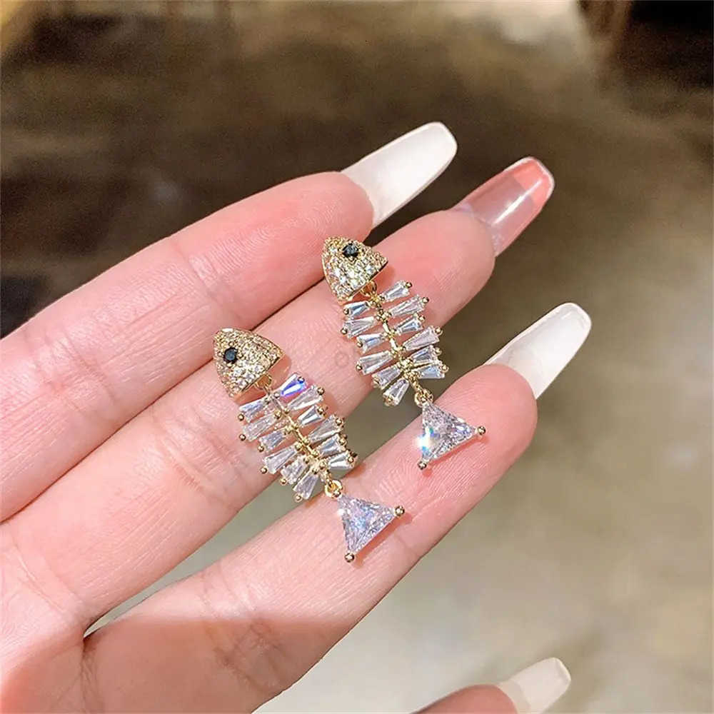 Jewelry Crystal Dangle Stud Earrings Zircon Drop Rhinestone Fish Earrings Ear Clip Ear Stud M251009