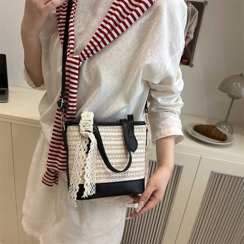 Silk Trendy Texture Woven 2025 Large Capacity New Straw Woven Womens Beach Crossbody Handheld Bucket Bag H251009