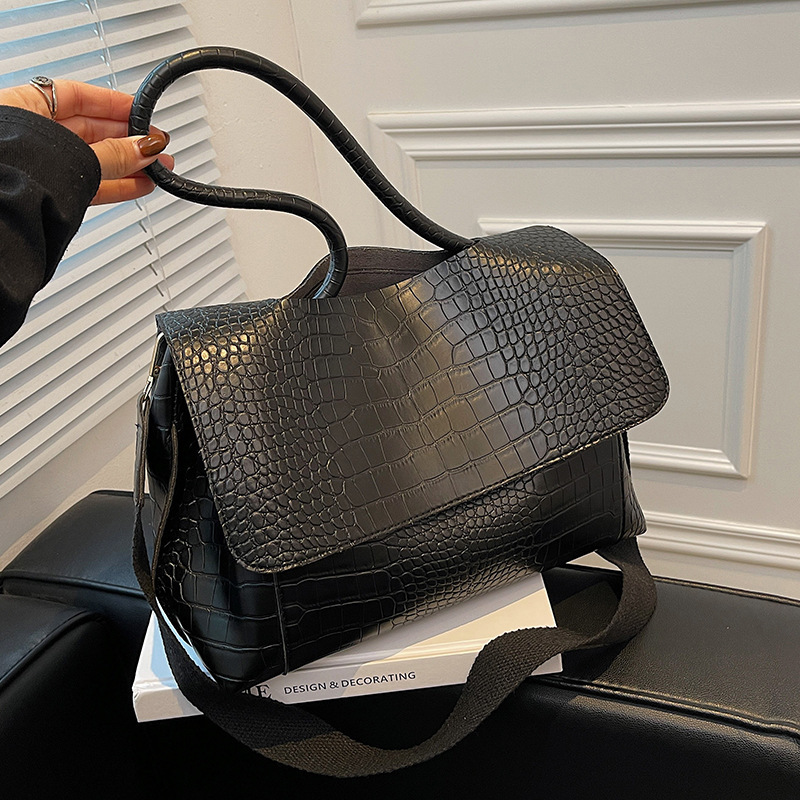 designer bag luxury bag Women Large Capacity Bag 2025 New Style High-end Fashionable Underarm Bag Crossbody Bag Shoulder Bag Commuter Bag Handbag Tote