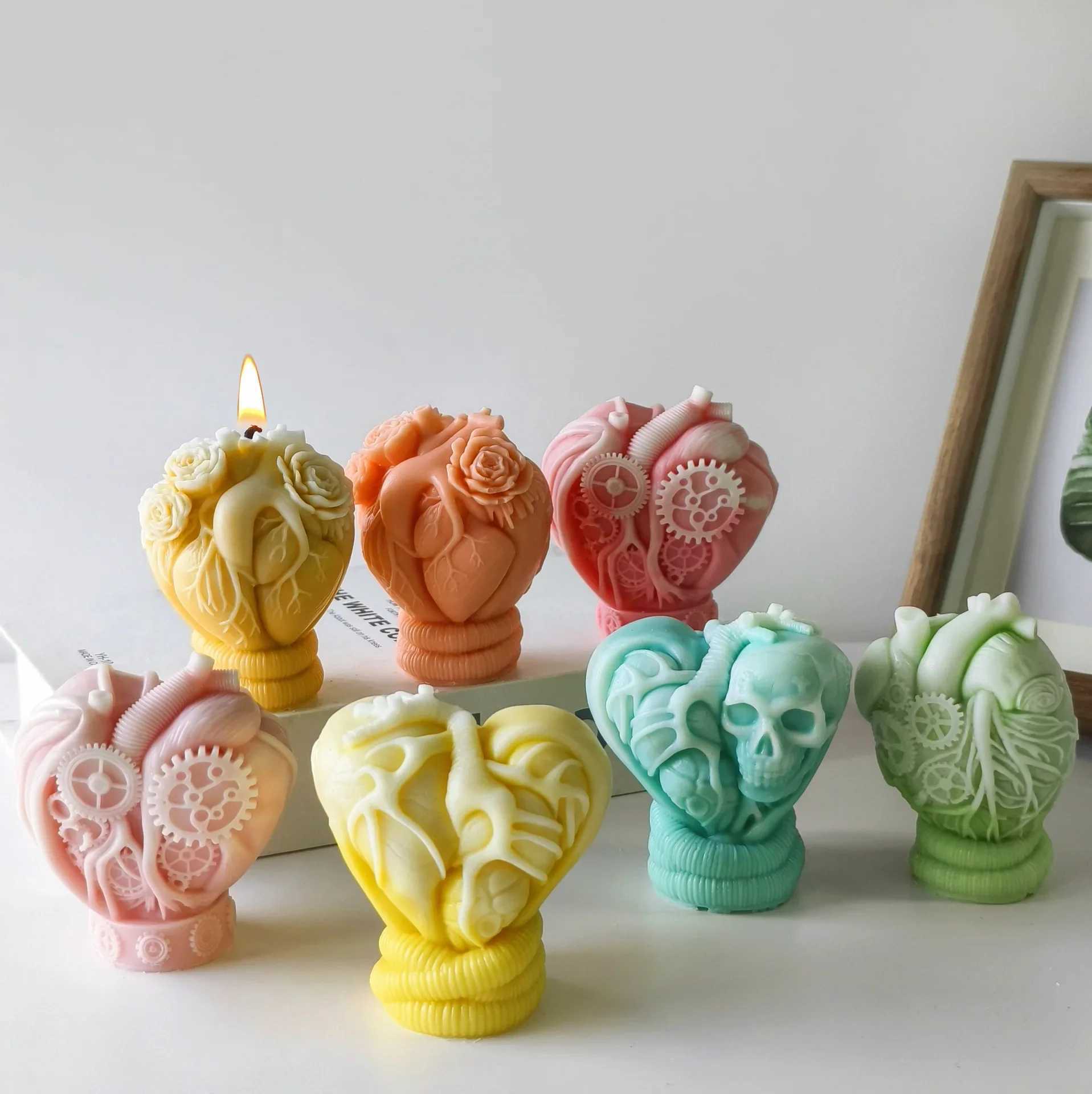 Handmade Aroma Plaster Ornaments Molds DIY Human Heart Candle Making Supplies 3D Halloween Skull Hearts Silicone Mold S25109 S260204