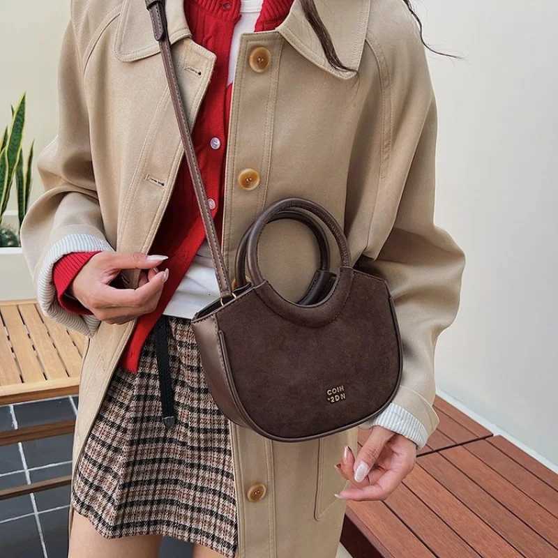 Designer Ladies Messenger Bag Leather Shoder Crossbody Handbag Elegant Tote With Protective Feet D251009