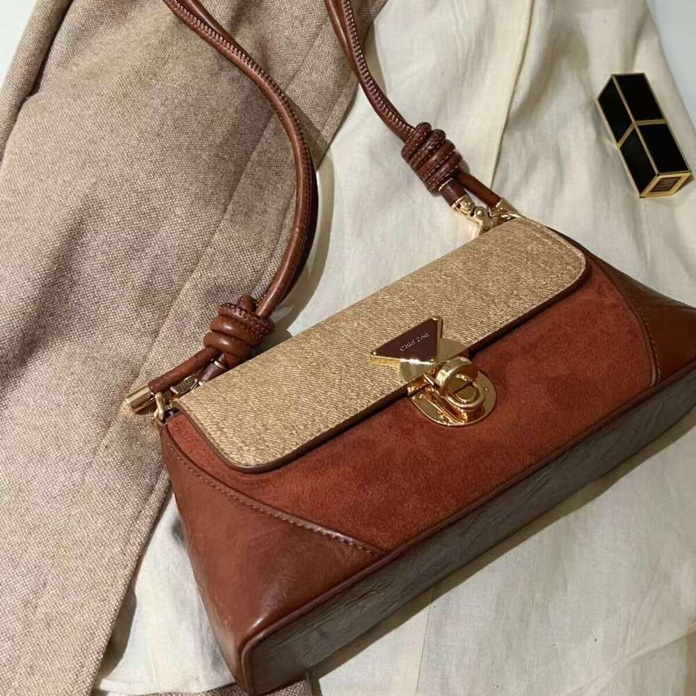 This Year's Trend: Underarm Baguette for Women 2025 New Autumn Winter High-End Niche Design Crossbody Bag