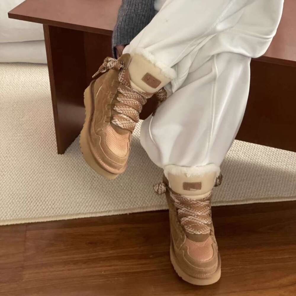 Autumn Winter Casual Shoes Sheepskin Snow Boots for Women Lace-up Non-slip Warm Sports Versatile Casual Cotton Shoes