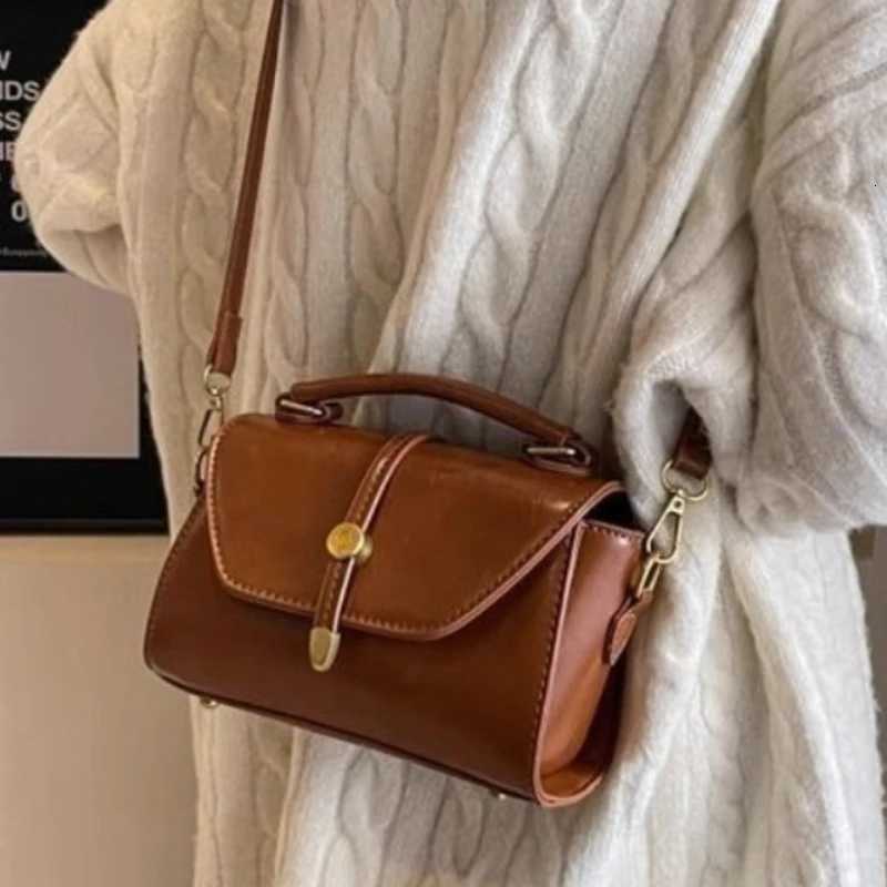 Wens Crossbody Bag PU Mtifunctial Handbag New Texture Flip Cover Fiable Versatile Handheld Small Square Bag D251009