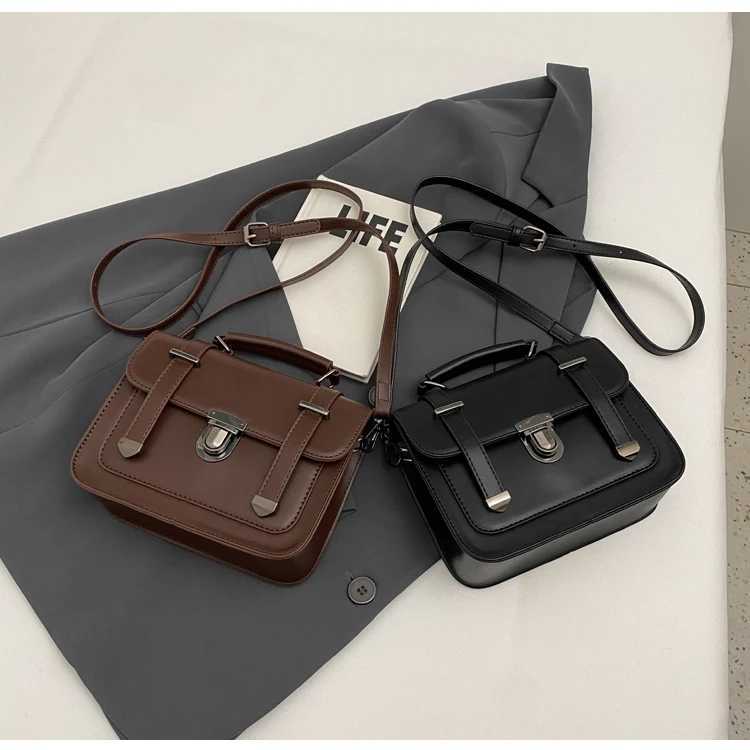 Brown Style Small Square Bag Solid Color PU Leather Wens Single Shoder Bags HighGrade Sense Lady Handbags D251009