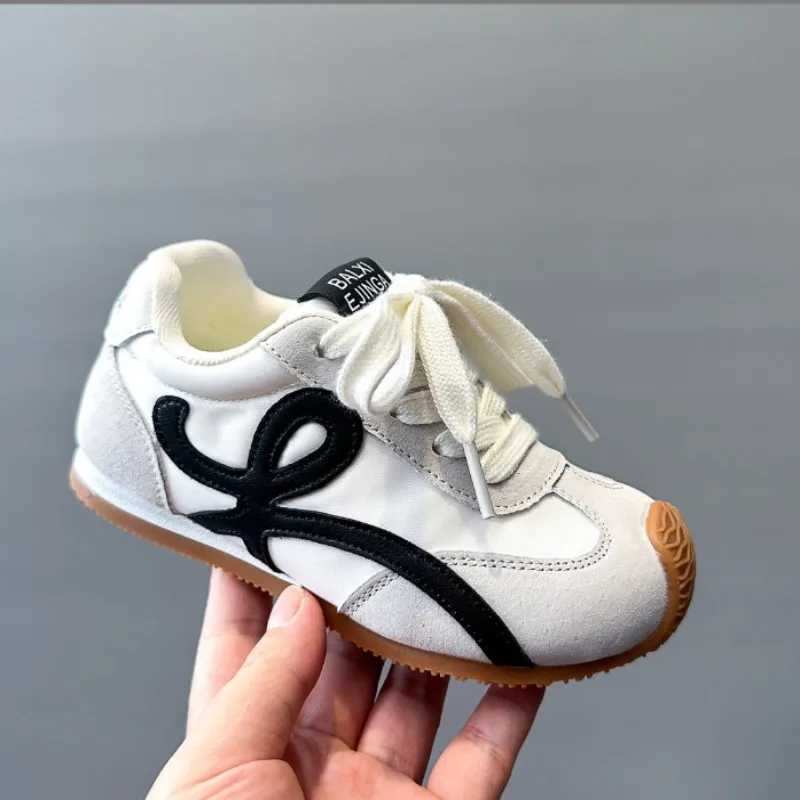 Designer Unisex Children's Lightweight Jogging Trainers | Trendy Design Ideal For Everyday Wear