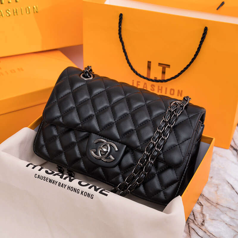Luxurious Diamond Embellished Genuine Cowhide Wallet by Leading Brand: A Modern Update of Iconic 'CF' Patterned Clutch