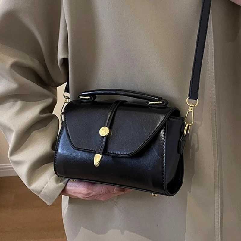 Wens Crossbody Bag PU Mtifunctial Handbag New Texture Flip Cover Fiable Versatile Handheld Small Square Bag D251009