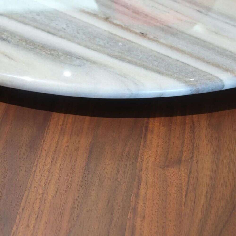 Zhong zhixin High-end design The Chinese-style dining table is meticulously crafted from solid wood