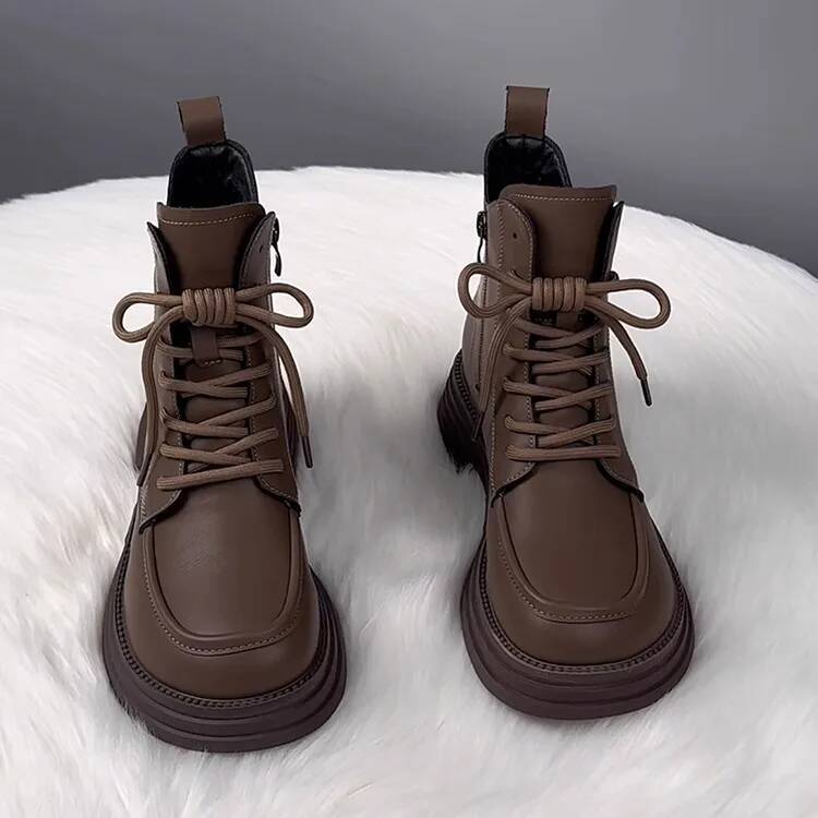 Women's 2025 new autumn and winter soft leather riding popular platform short boots women's versatile single shoes ddmythur