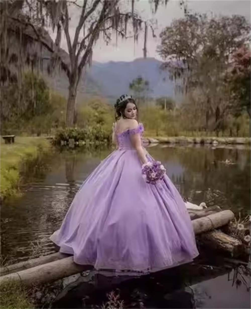 Ball Gown Quinceanera Dresses Glittering Light Blue Fashion 3D Flower Lace Plus Size Customized Sweet 15 16 Princess Birthday Party Gowns Vestidos De 