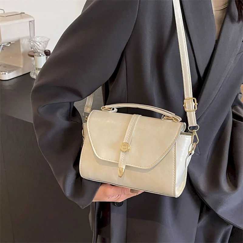 Solid Crossbody Bags for Wen Korean Style Versatile Handbags Ahetic Off Ladies Vintage Fiable PU Design Saddle Bag D251009
