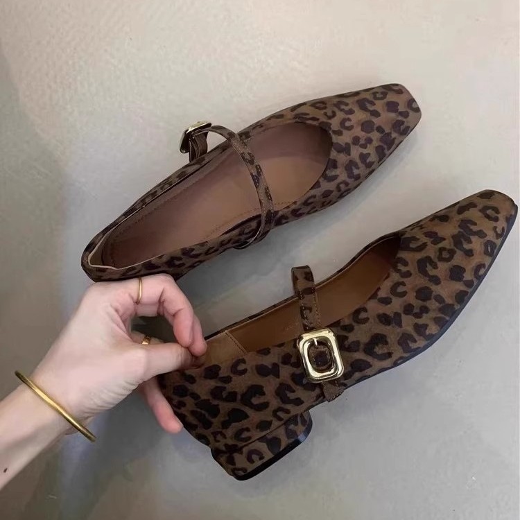Suede Shallow Flats Women Shoes Pointed Toe Elegant Buckle Shoes Trend Dress Soft Spring Zapatillas Lady 241201