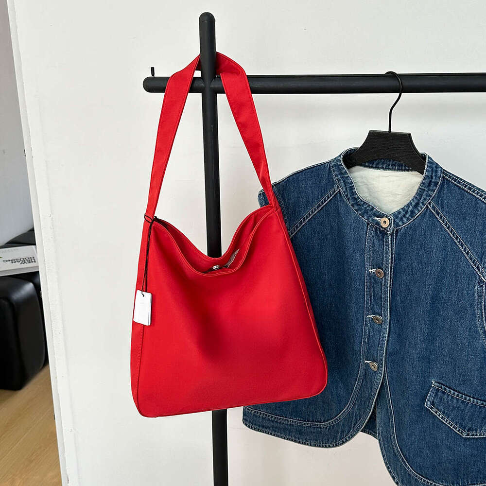 Shoulder Handbag Outdoor Sports Tote Waterproof Swimming Rubbed Shopping Bag B5