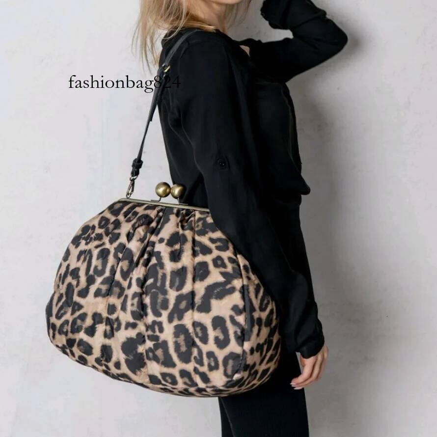 LOST IN VINTAGE Leopard Print Animals Fabric Soft Smooth Owl Bag Balls Bronze Kiss-lock Purse Clutch Large 43x40x13cm