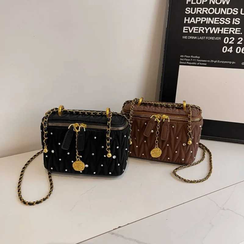 Gentlewarm 2025 New Ladies Leather Shoulder Bag FaMOUs Designer Casual Popular ClassicW251101