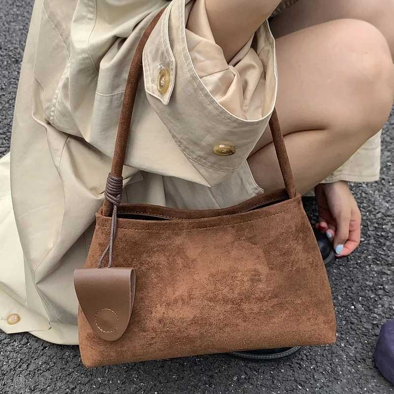 WenS Small Handbag Versatile Single Shoder Underarm Bag Exquisite Handheld Design For 2025 Fi Trend D251009