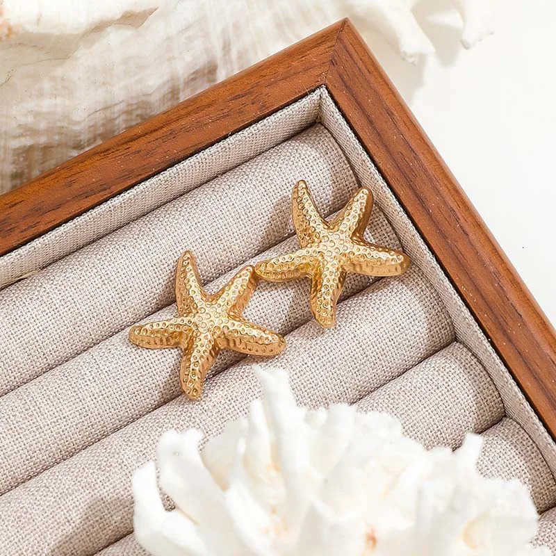 Punk Metal Starfish Stud Earrings For Women Fashion Gold Color Star Geometric Temperament Earrings Summer Jewelry Gift M251009