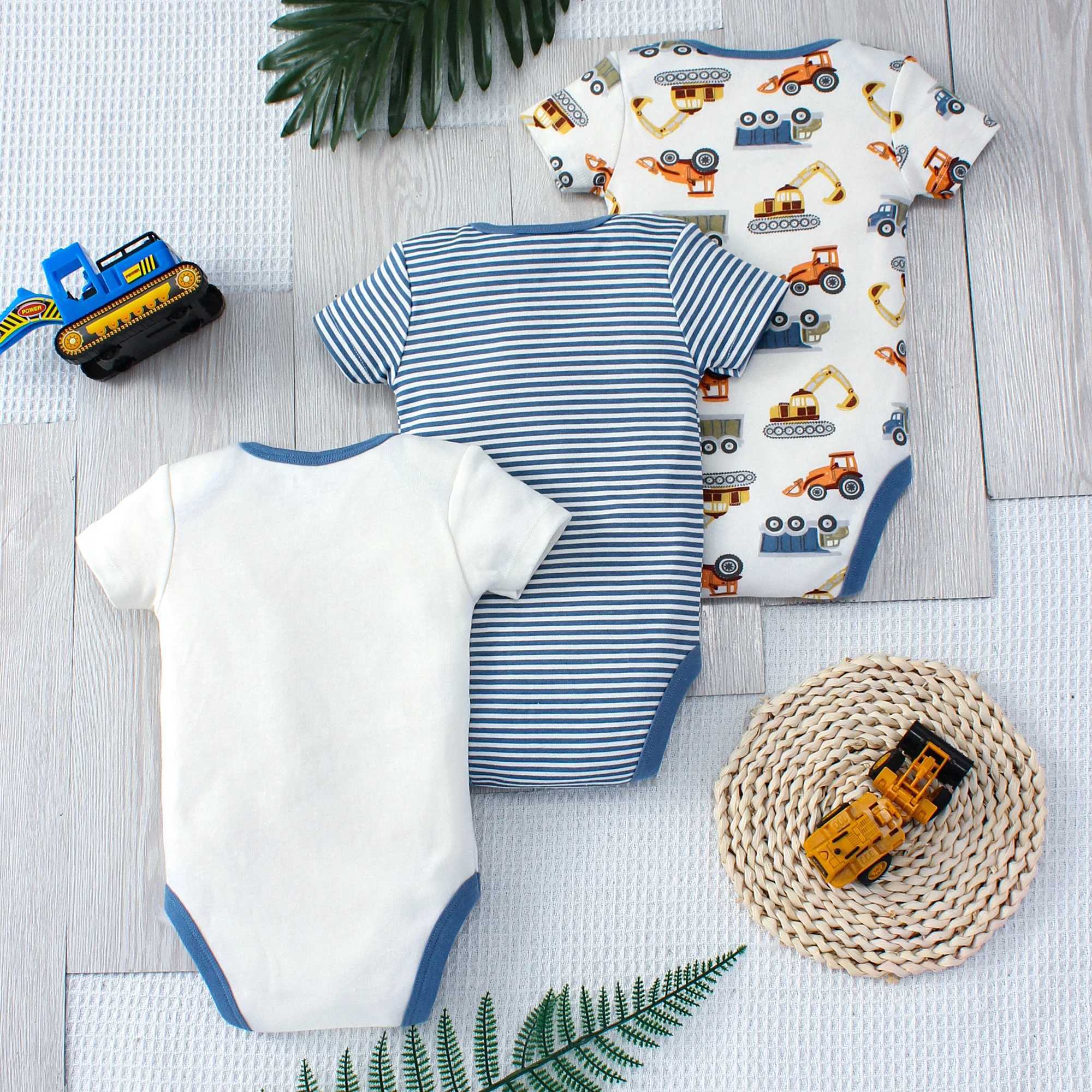 3PCS Summer Boys Baby Bodysuit Three piece Set Cartoon Truck and Stripe Pattern Short Sleeve Button Design Triangle Bodysuit C251009