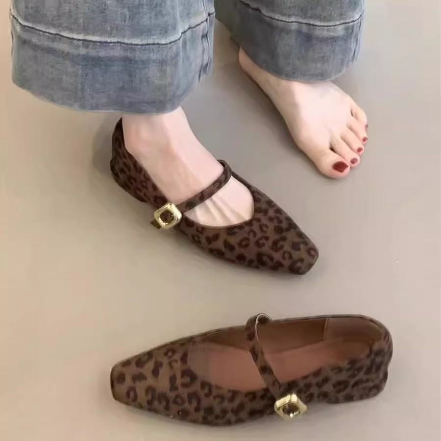 Suede Shallow Flats Women Shoes Pointed Toe Elegant Buckle Shoes Trend Dress Soft Spring Zapatillas Lady 241201