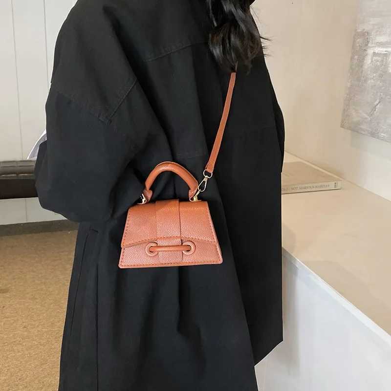 Elegant Pure Color Simple Handbag Wens Shoder Crossbody Bag Fiable Korean Style Early Autumn New Arrival D251009