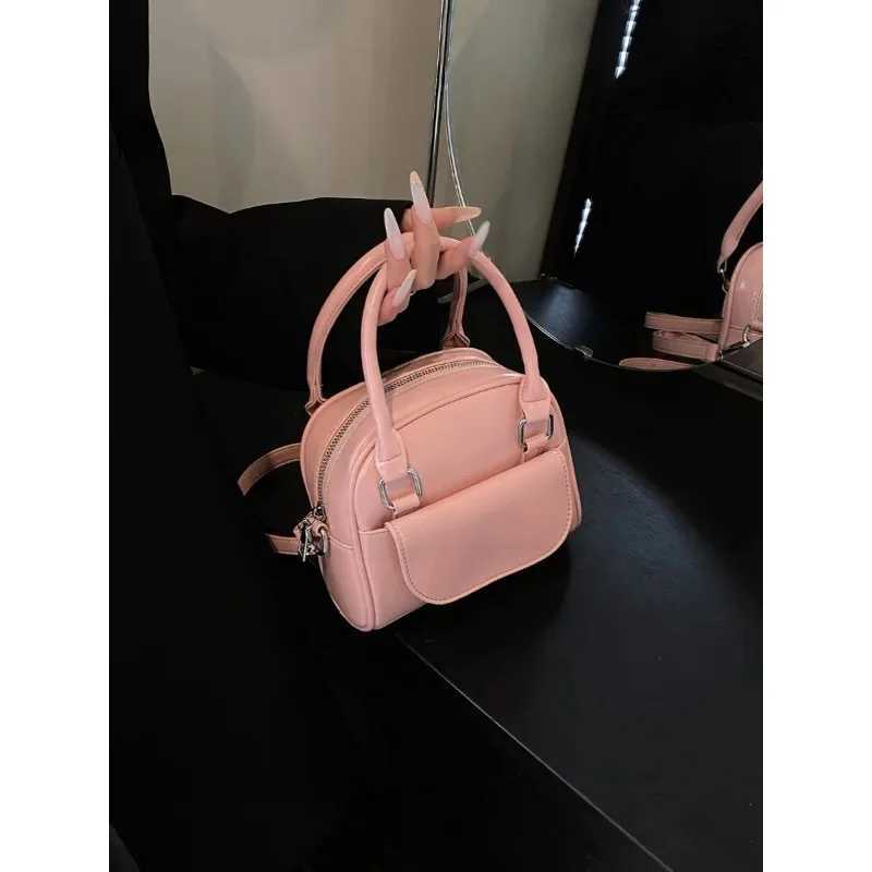 Faiable Cmuter Wens Handbag 2025 New Sle Small Square Oder Crossbody Bag for Wedding Red Wedding Bag1 D251009