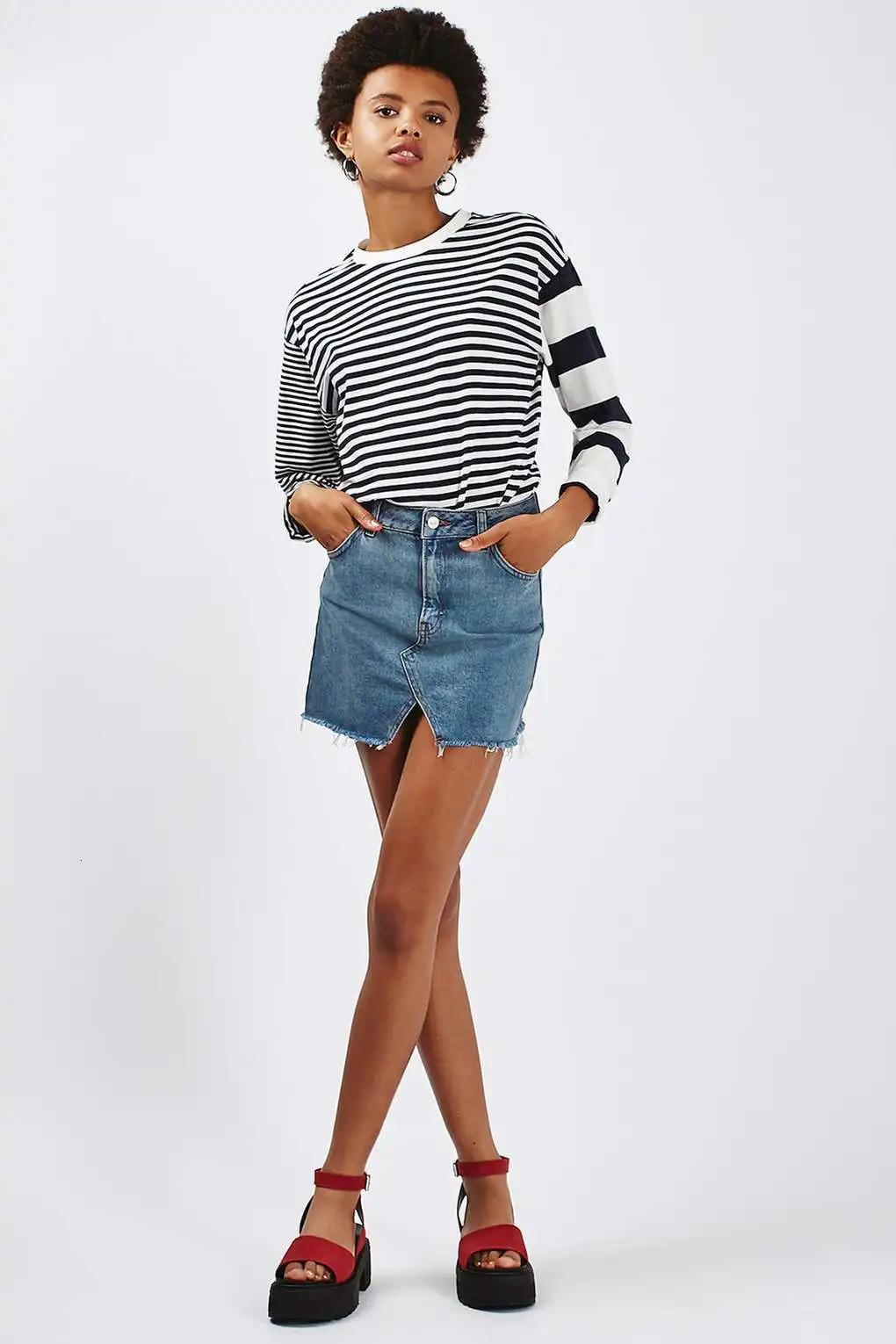2025 Womens Summer Denim Skirt Fashion Sexy Mini Star Same Style Short Jeans S2XL Drop 250922