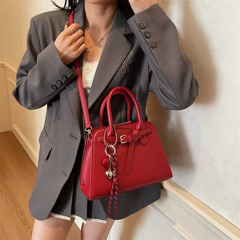 LEFTSIDE Short Handle PU Leather Crossbody Bags for Wen 2025 Luxury Trend Y2K Ladies Shoder Bag Fems Red Tote Handbags D251009