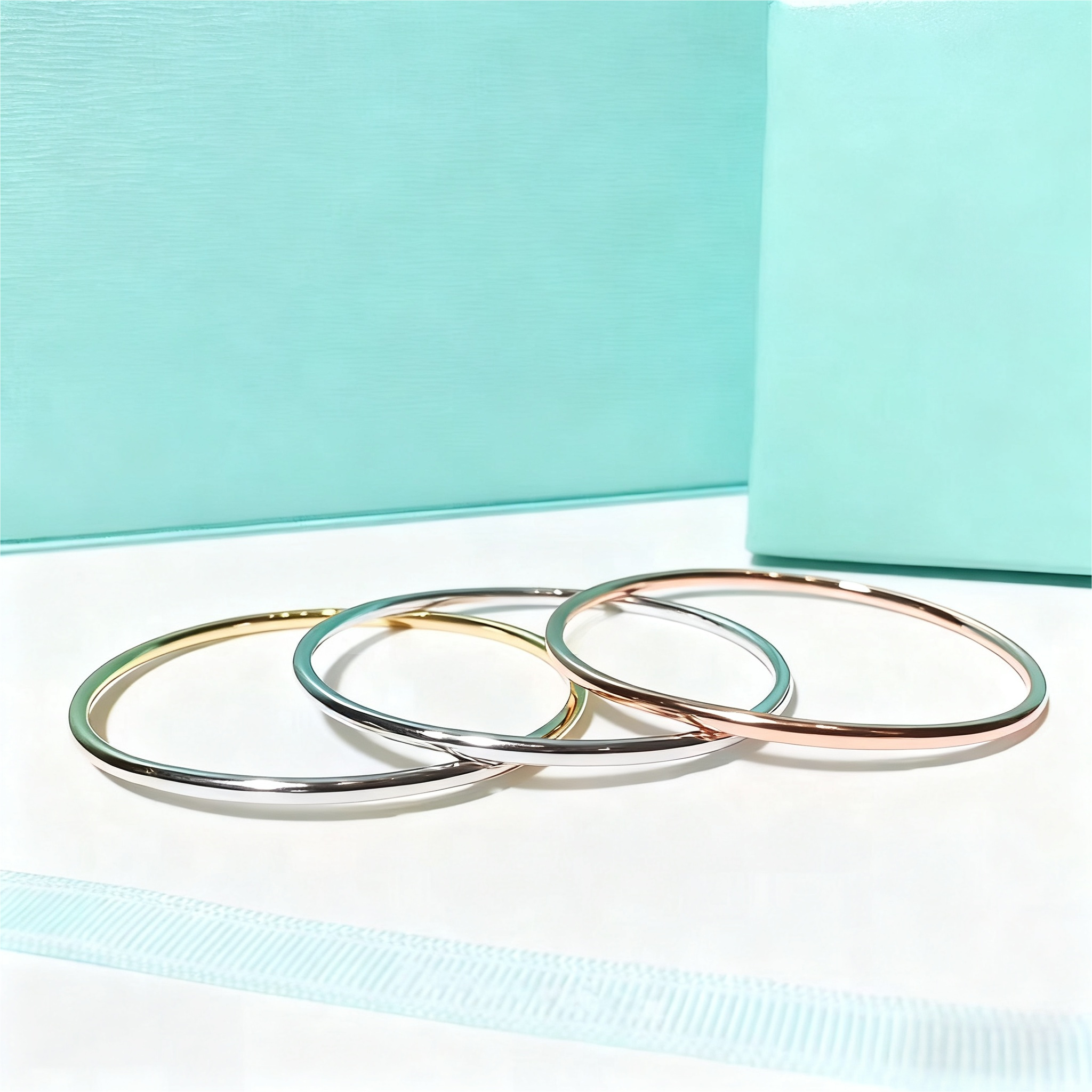 Designer Women's Bracelet Luxury Women's Jewelry High Quality Adjustable Bracelet