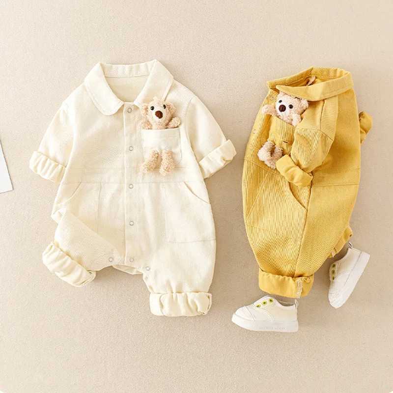 Spring Denim Baby Jumpsuit Cartoon Pocket Bear Romper for Boys Girls Newborn Overalls Korean Style Onesie Autumn Kids Clothing C251009