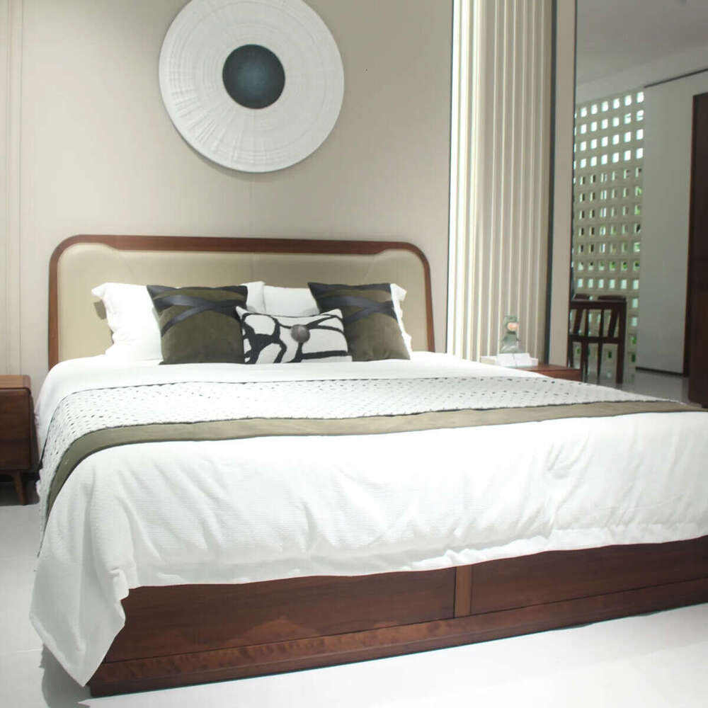 Zhong zhixin Solid Wood Classical Bed - High-Quality Furniture for Pure Nature Living