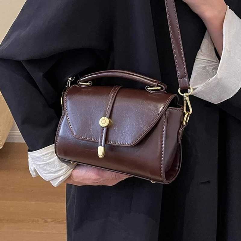 Wens Crossbody Bag PU Mtifunctial Handbag New Texture Flip Cover Fiable Versatile Handheld Small Square Bag D251009