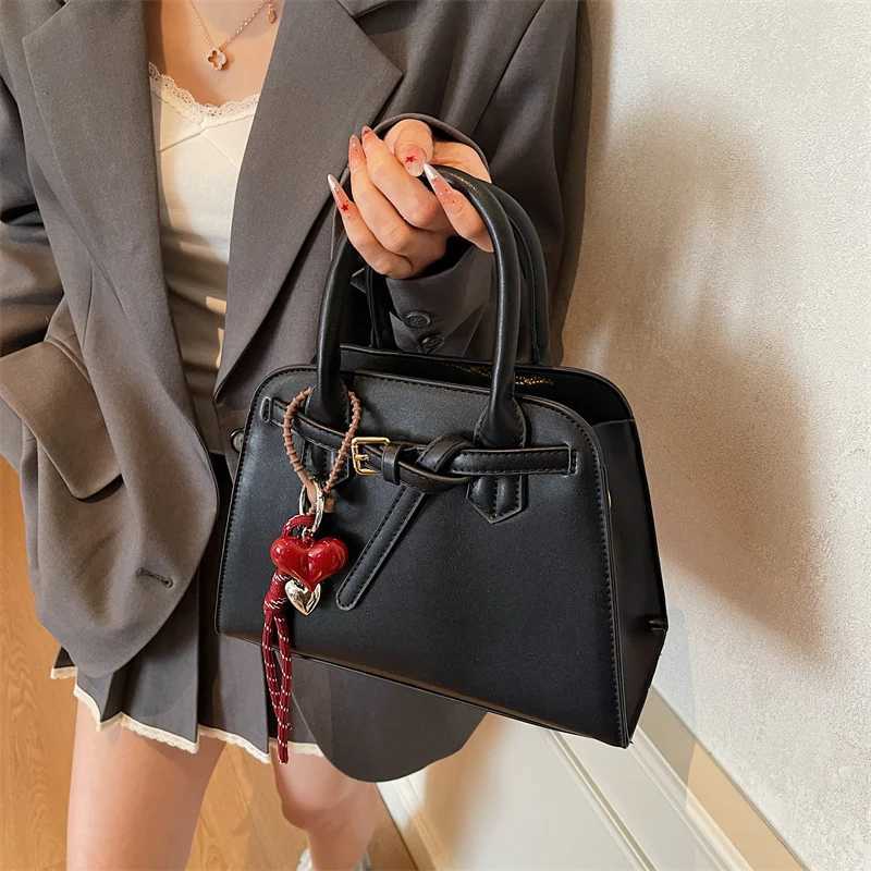 LEFTSIDE Short Handle PU Leather Crossbody Bags for Wen 2025 Luxury Trend Y2K Ladies Shoder Bag Fems Red Tote Handbags D251009