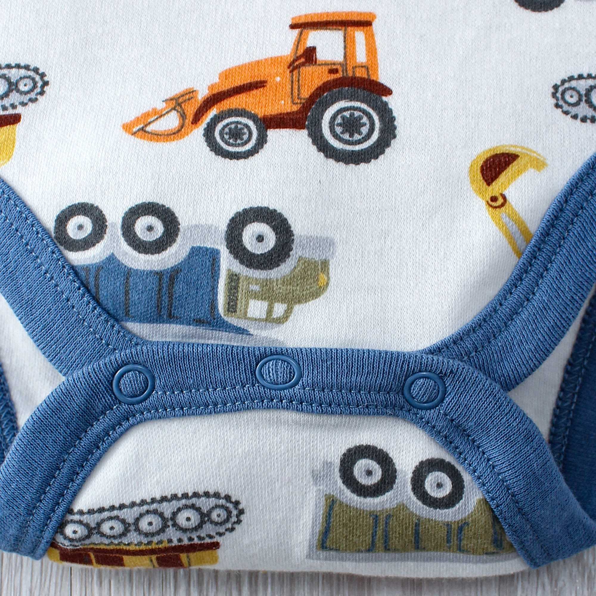 3PCS Summer Boys Baby Bodysuit Three piece Set Cartoon Truck and Stripe Pattern Short Sleeve Button Design Triangle Bodysuit C251009