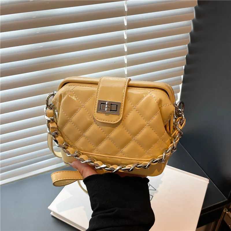 New Arrival 2025 Quilted Shell Bag KStyle Luxe Shoder Purse for Wen with Chain Strap D251009